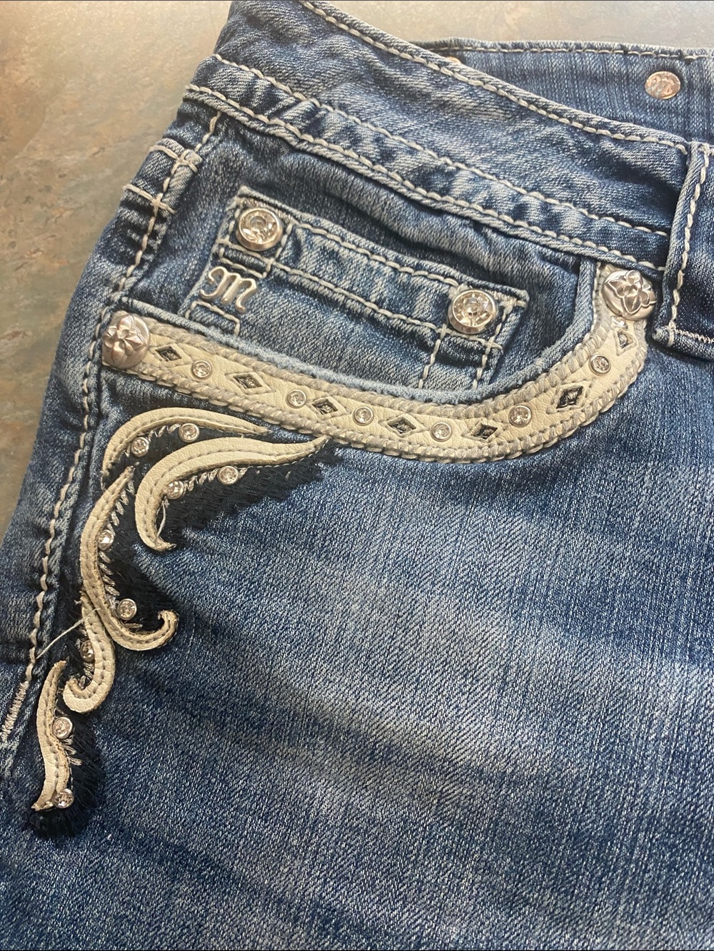 Miss Me Blue Denim Shorts with Ivory Embroidery - Picture 3 of 11